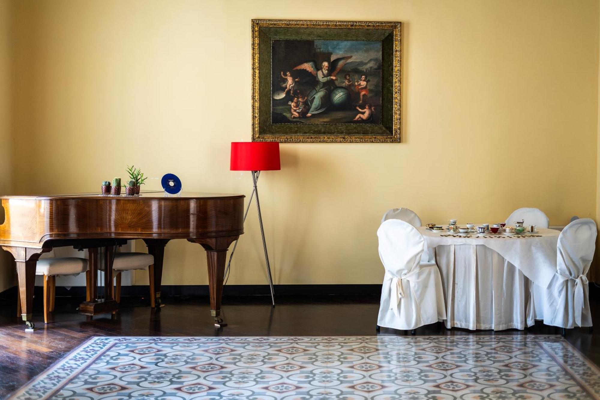 Dimora Storica Giostra Vecchia - Palazzo Grisolia 1809 Козенца Екстериор снимка